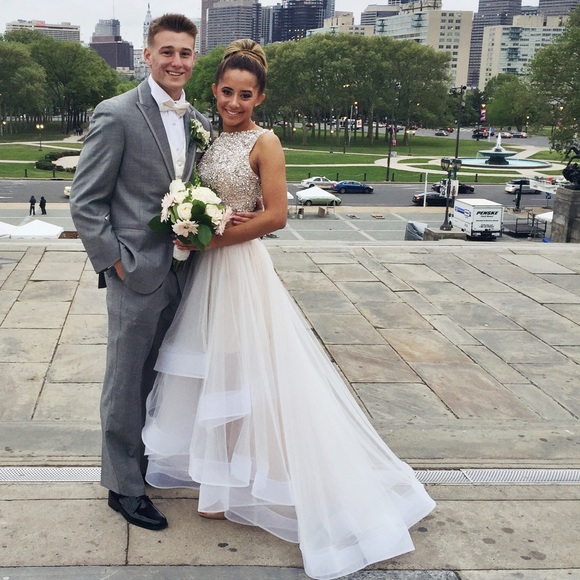 prom/formal dress - Picture 7 of 8